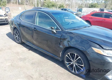 2018 Toyota Camry Se z USA, uszkodzony, nr VIN JTNB11HK6J3018614